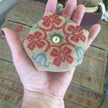 Hannah's Biscornu Pinkeep Pattern