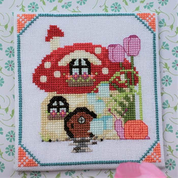 Summer Cottage by Luhu Stitches