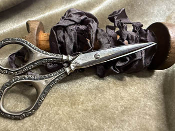 Mayflower Grey 1/2" Crinkle Ribbon (2 yds)